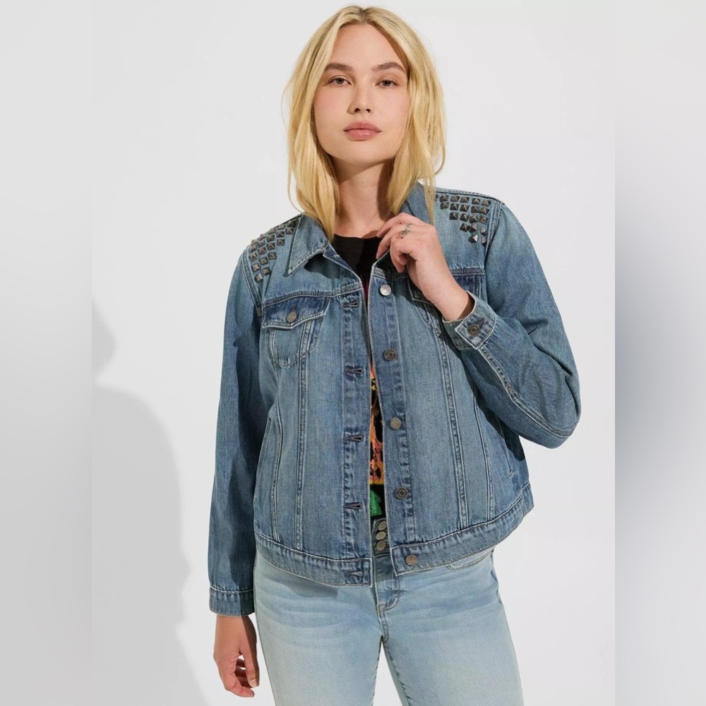 Torrid Denim Studded Trucker NWT Size 2X